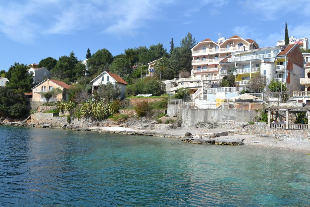 Suntime Villa 7 Tivat Exterior photo